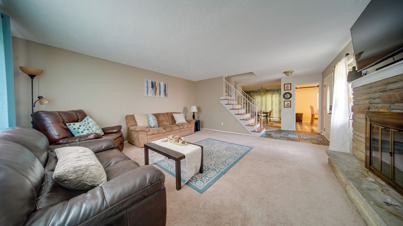 Photo of Livingroom in Richmond Heights