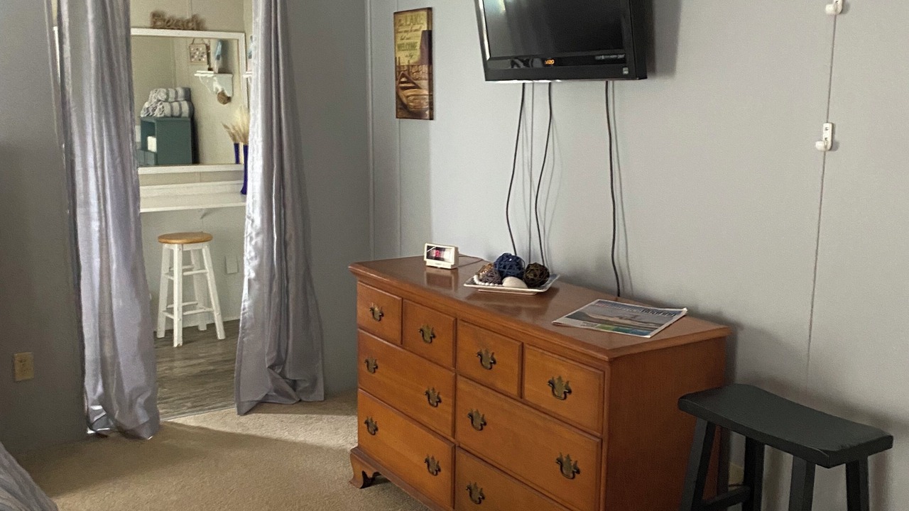 Photo of Bedroom in Port Clinton
