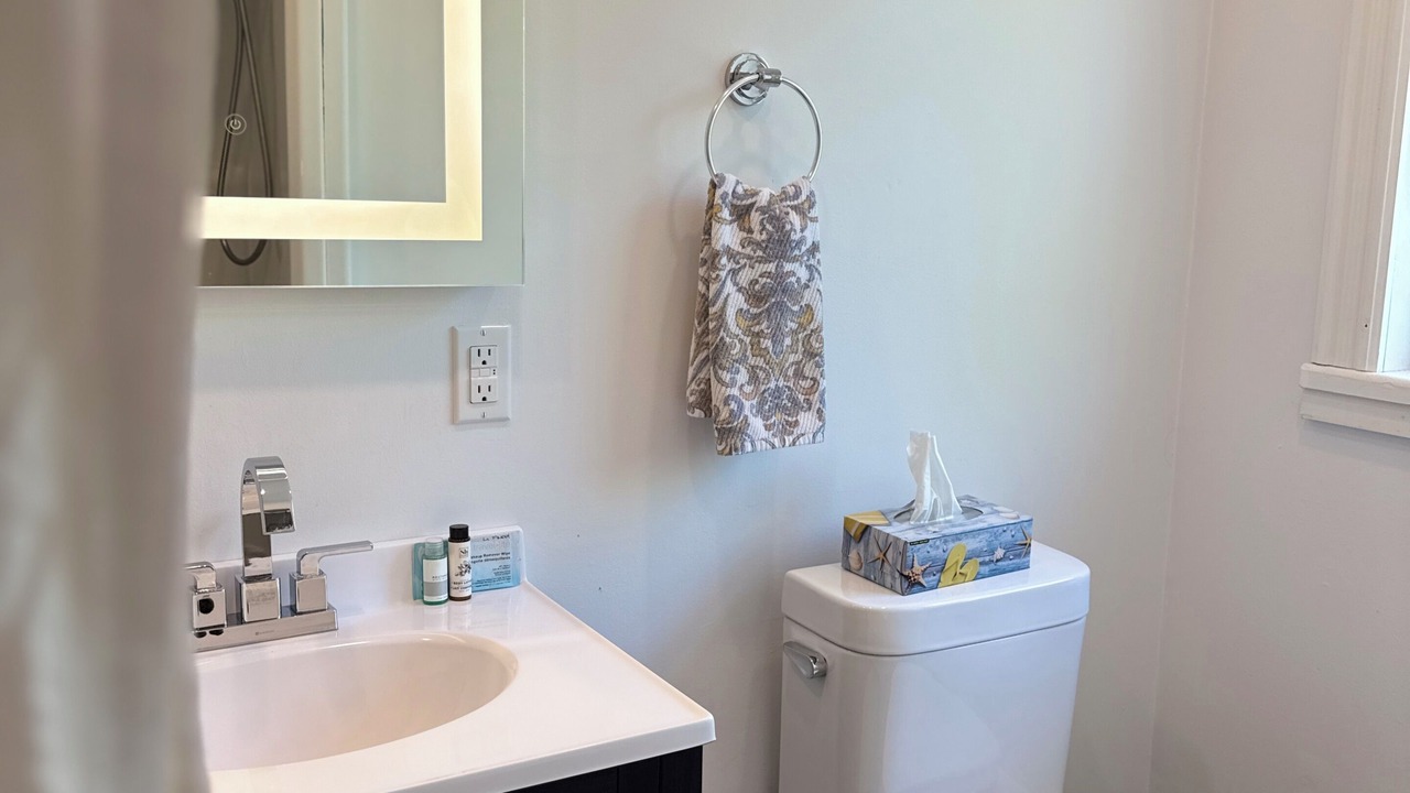 Photo of Bathroom in Brackley Beach