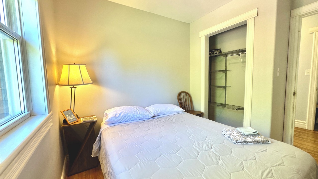 Photo of Bedroom in Brackley Beach