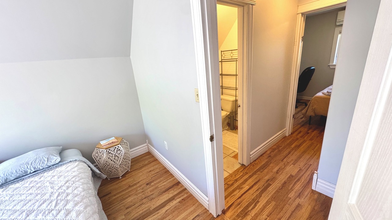 Photo of Bedroom in Brackley Beach