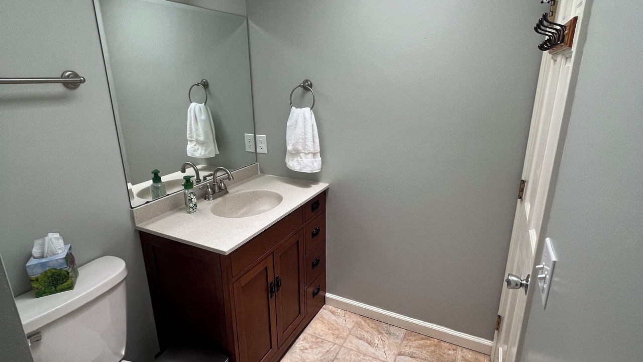 Photo of Bathroom in Valois