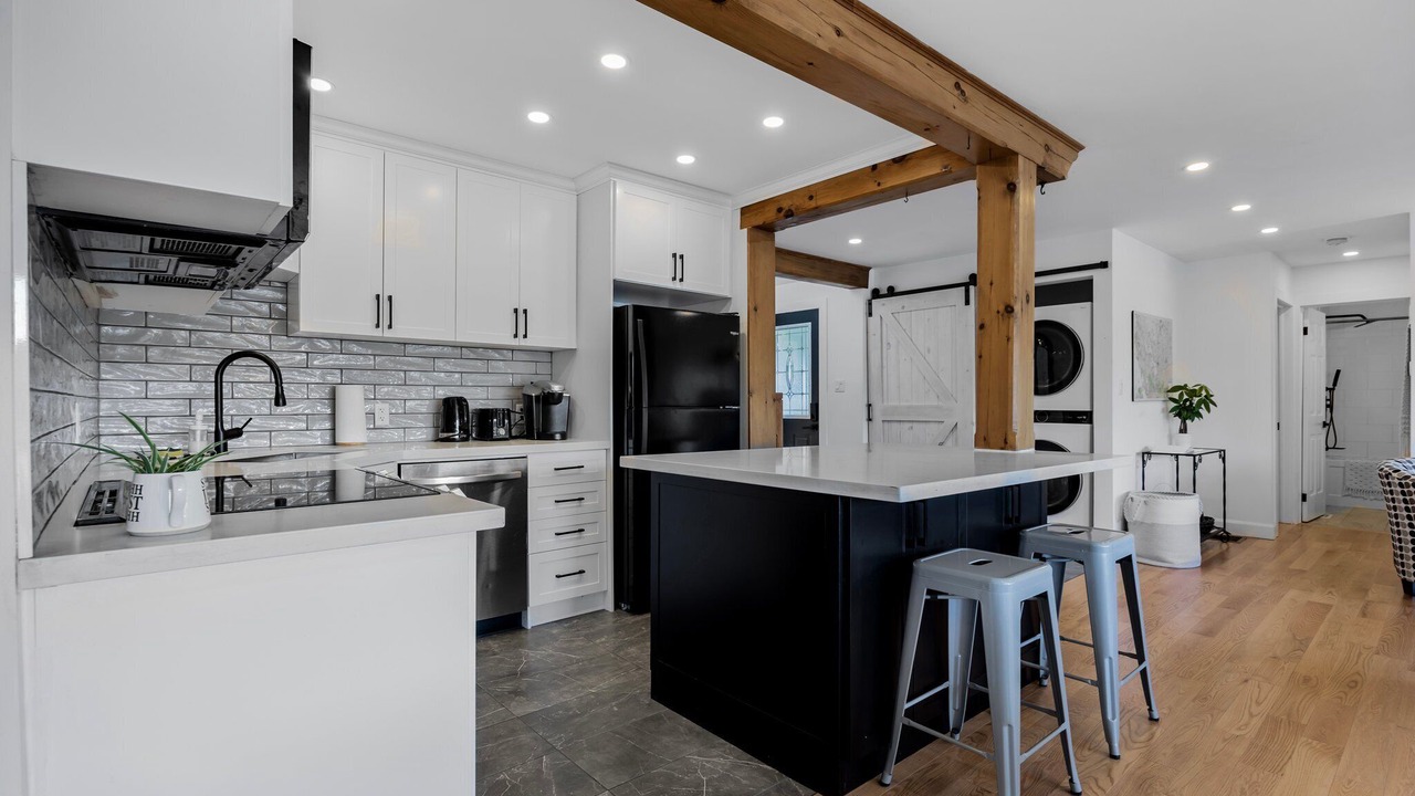 Photo of Kitchen in Port Carling