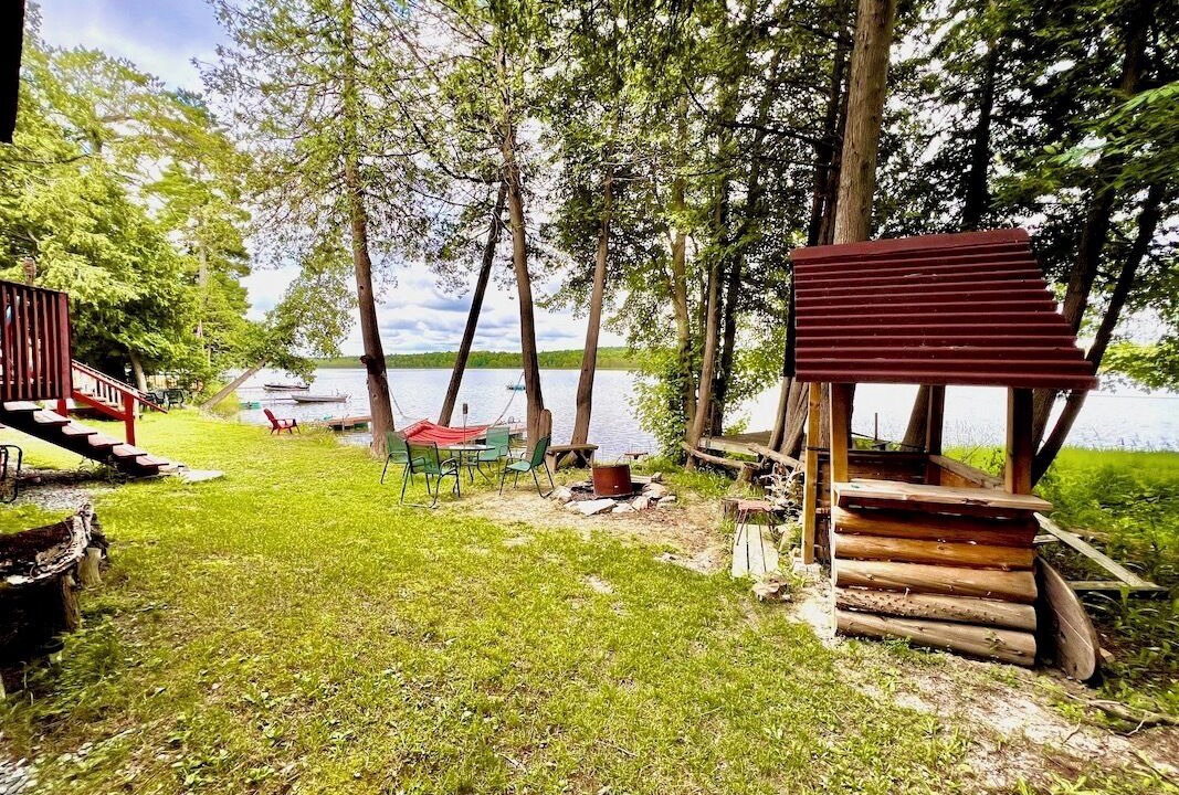 Photo of Outdoor in Head Lake