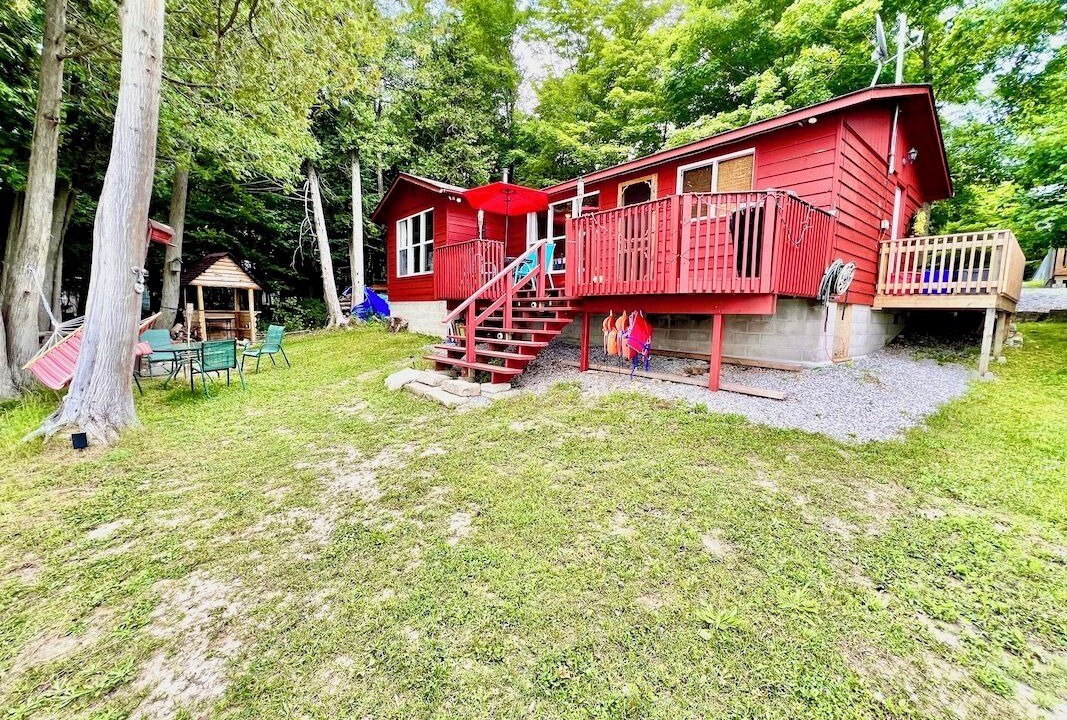 Photo of Outdoor in Head Lake
