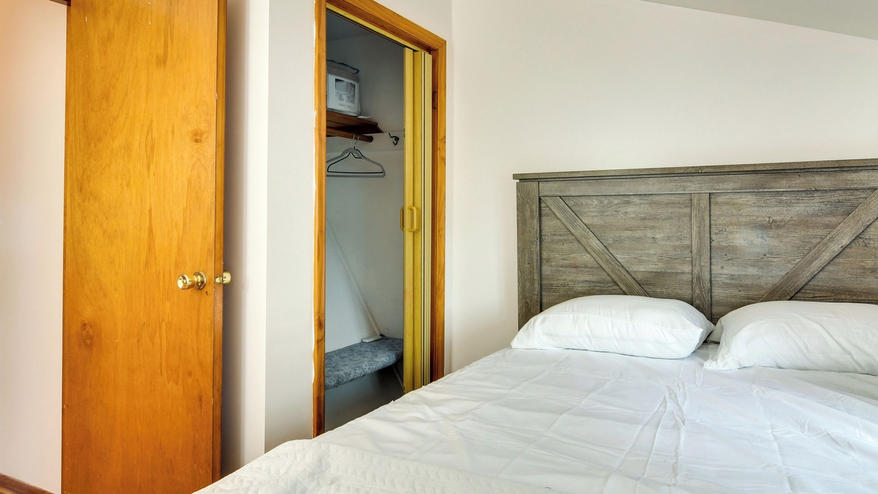 Photo of Bedroom in Depew