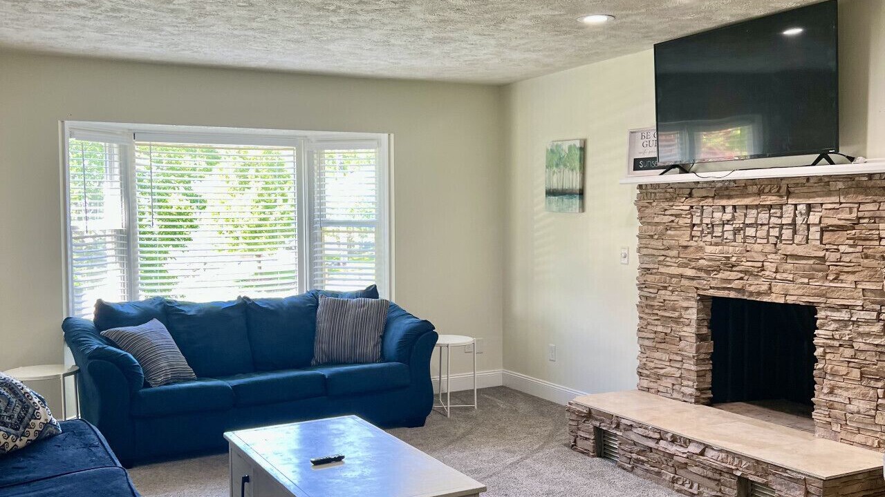 Photo of Livingroom in Geneva-on-the-Lake