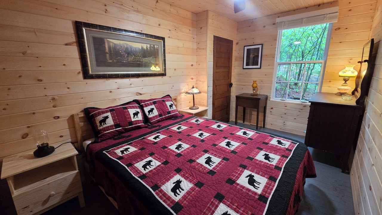 Photo of Bedroom in Magnetawan