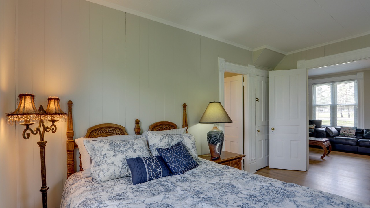 Photo of Bedroom in Port Clinton