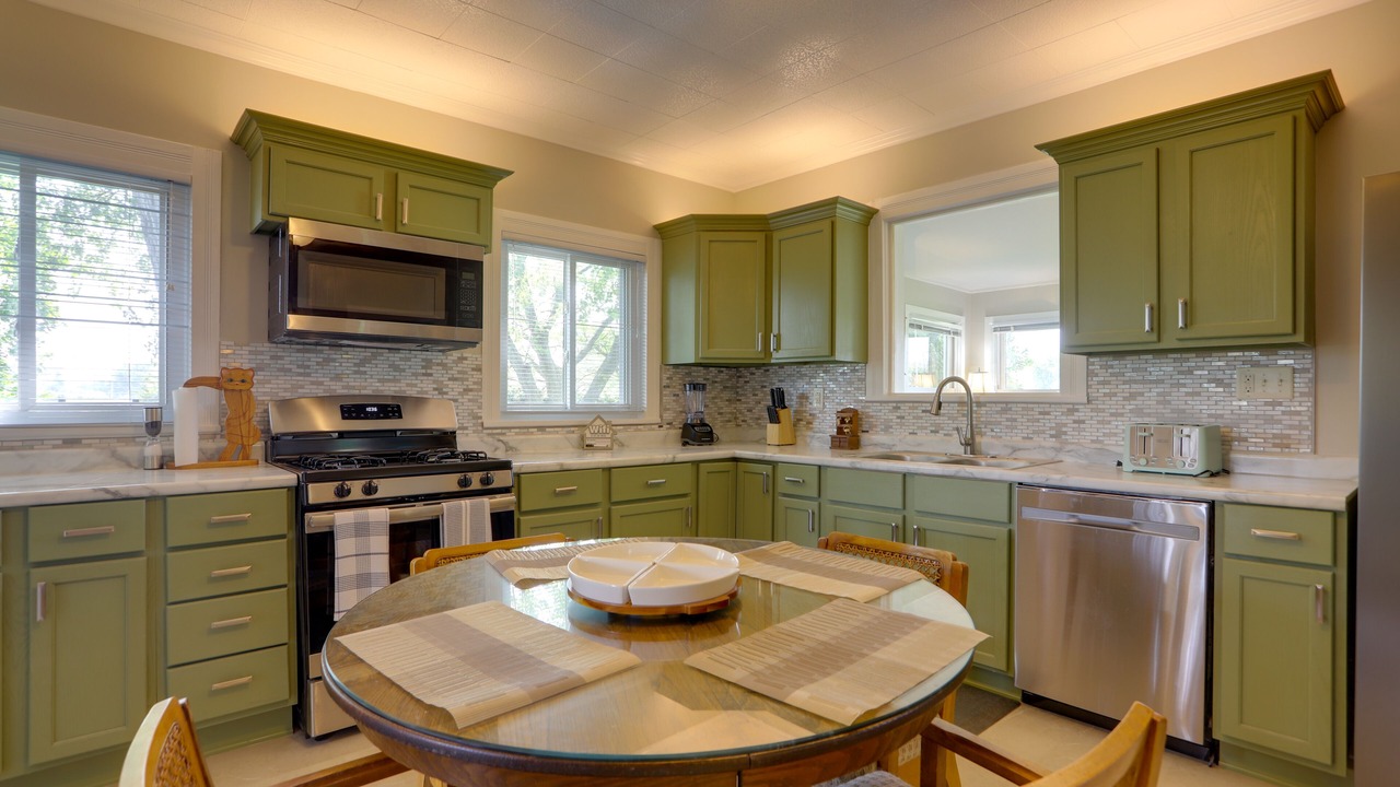 Photo of Kitchen in Port Clinton