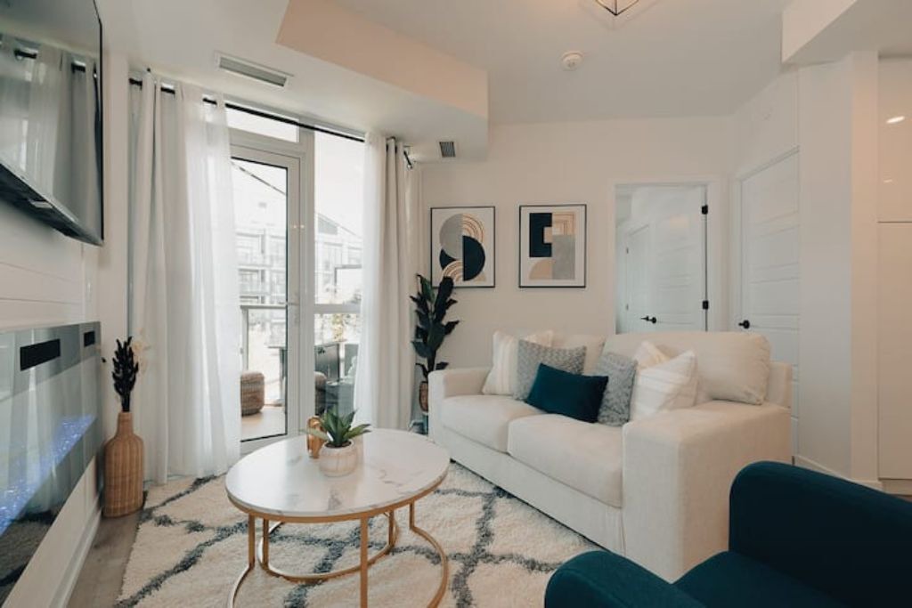 Photo of Livingroom in Innisfil
