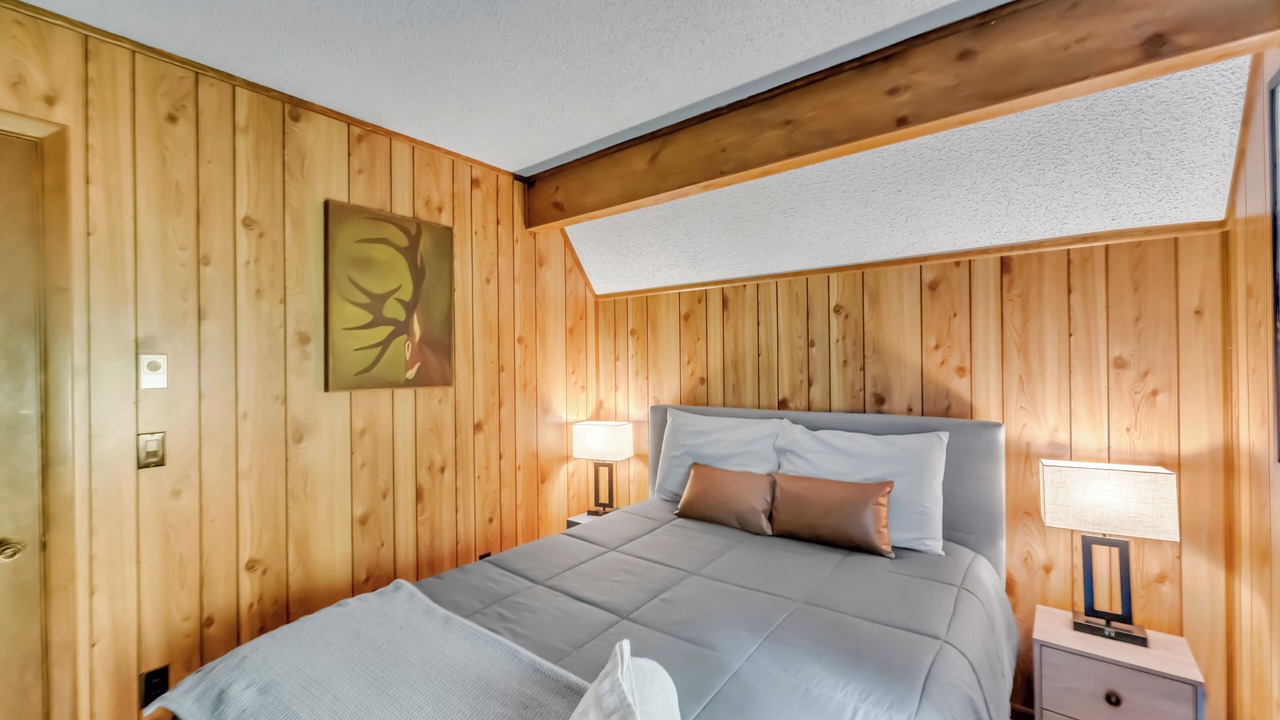 Photo of Bedroom in Ellicottville