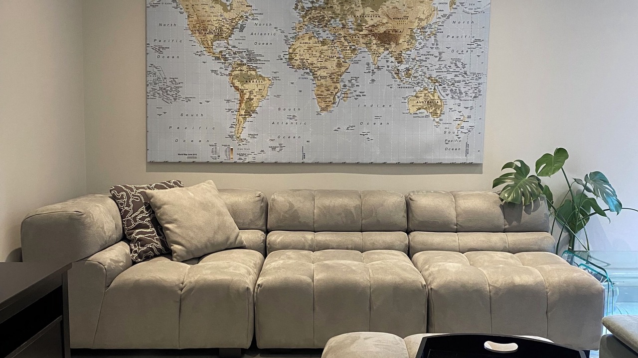 Photo of Livingroom in Riley Park