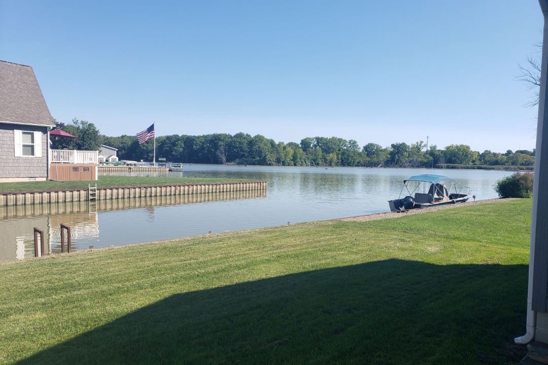 Photo of Outdoor in Huron