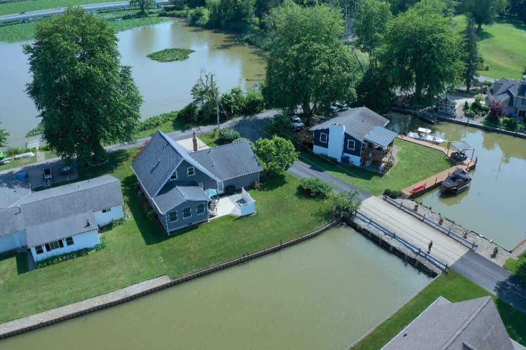 Photo of Outdoor in Huron