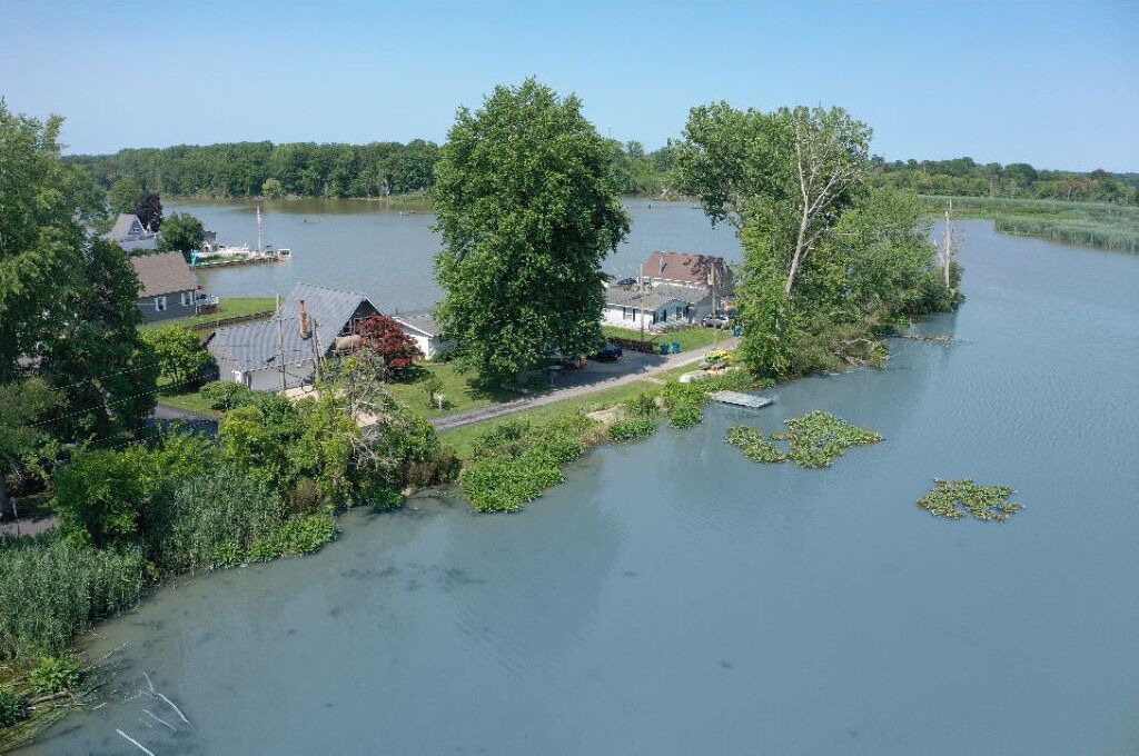 Photo of Outdoor in Huron