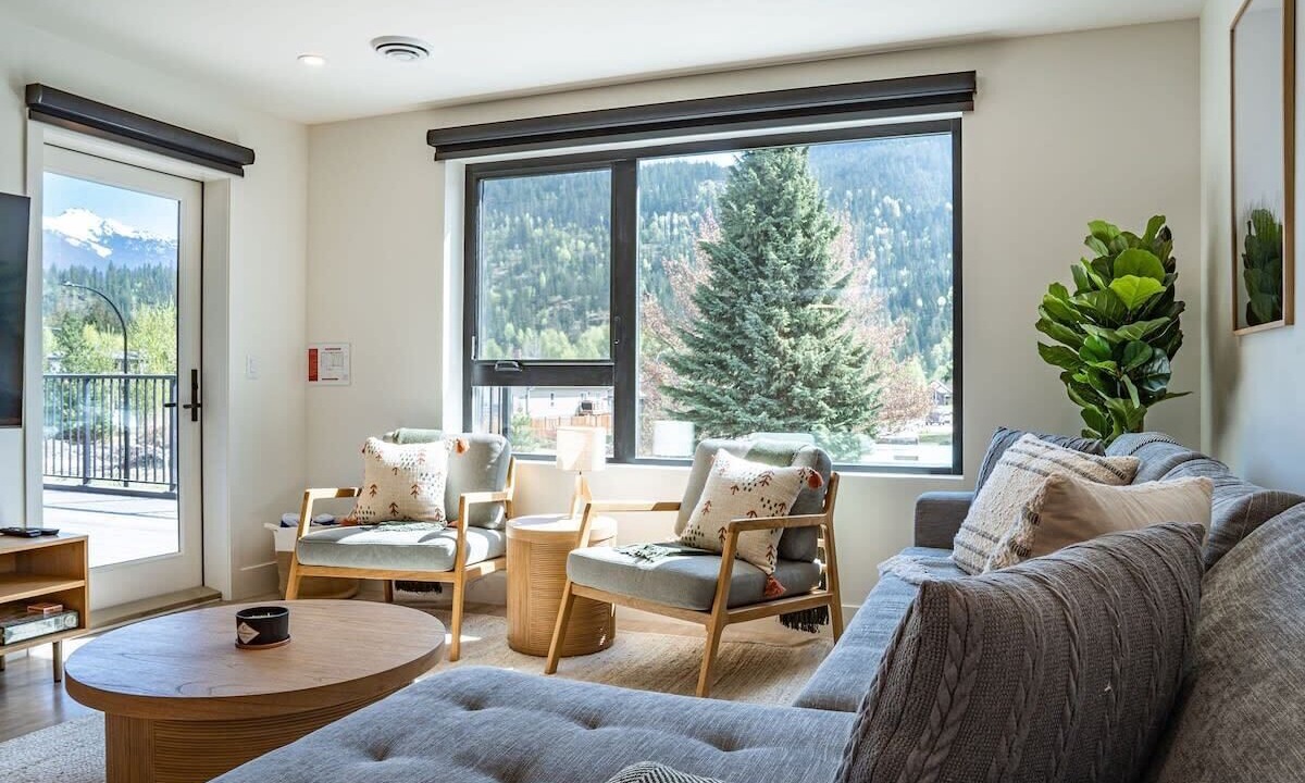 Photo of Livingroom in Revelstoke