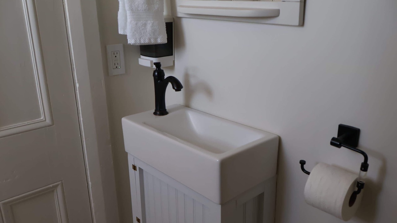 Photo of Bathroom in Victoria