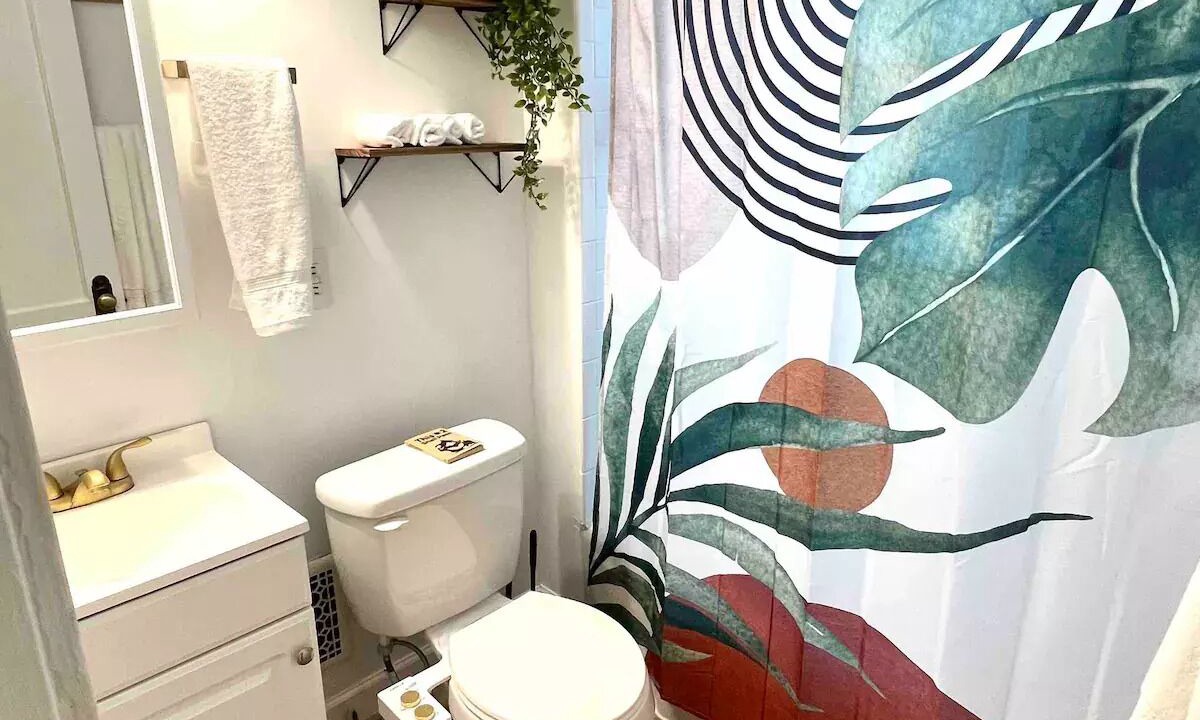Photo of Bathroom in Lakewood