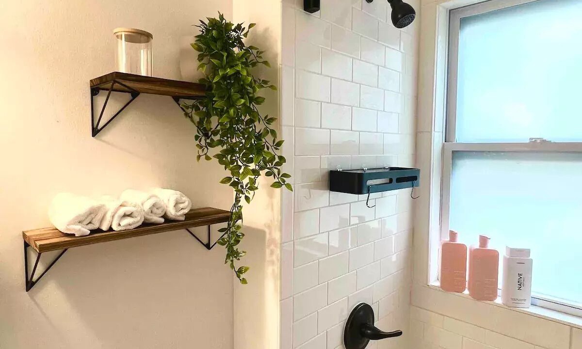 Photo of Bathroom in Lakewood