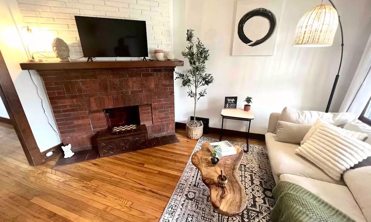 Photo of Livingroom in Lakewood