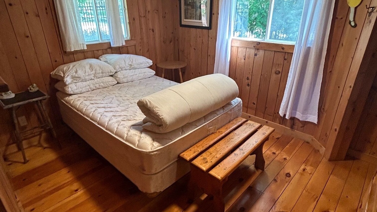 Photo of Bedroom in Wasaga Beach