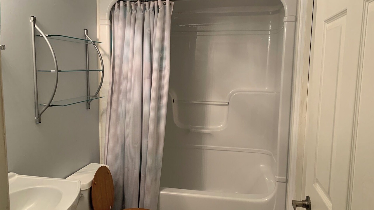 Photo of Bathroom in Smithville