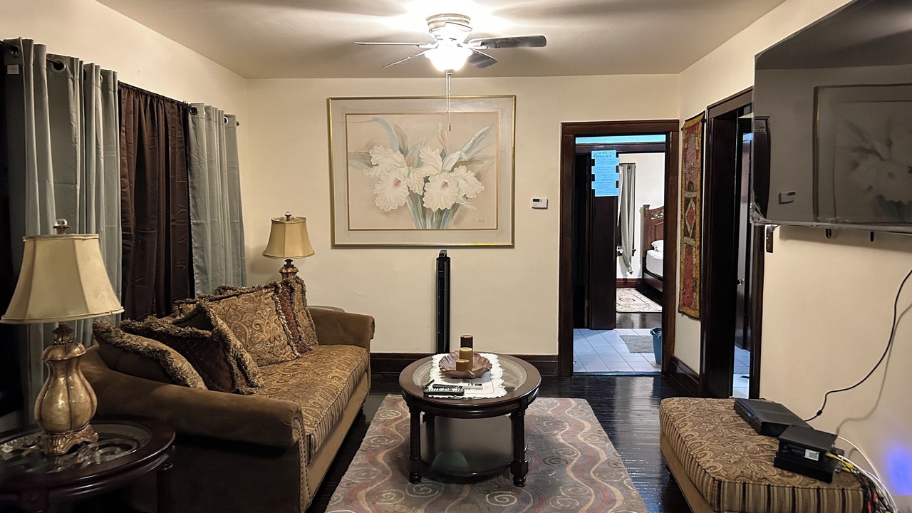 Photo of Livingroom in Buffalo