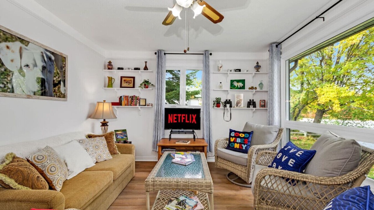 Photo of Livingroom in Drummond-North Elmsley