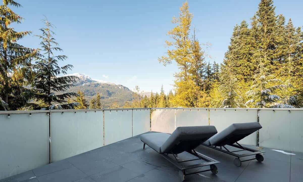 Photo of Patio Balcony in Whistler Creekside