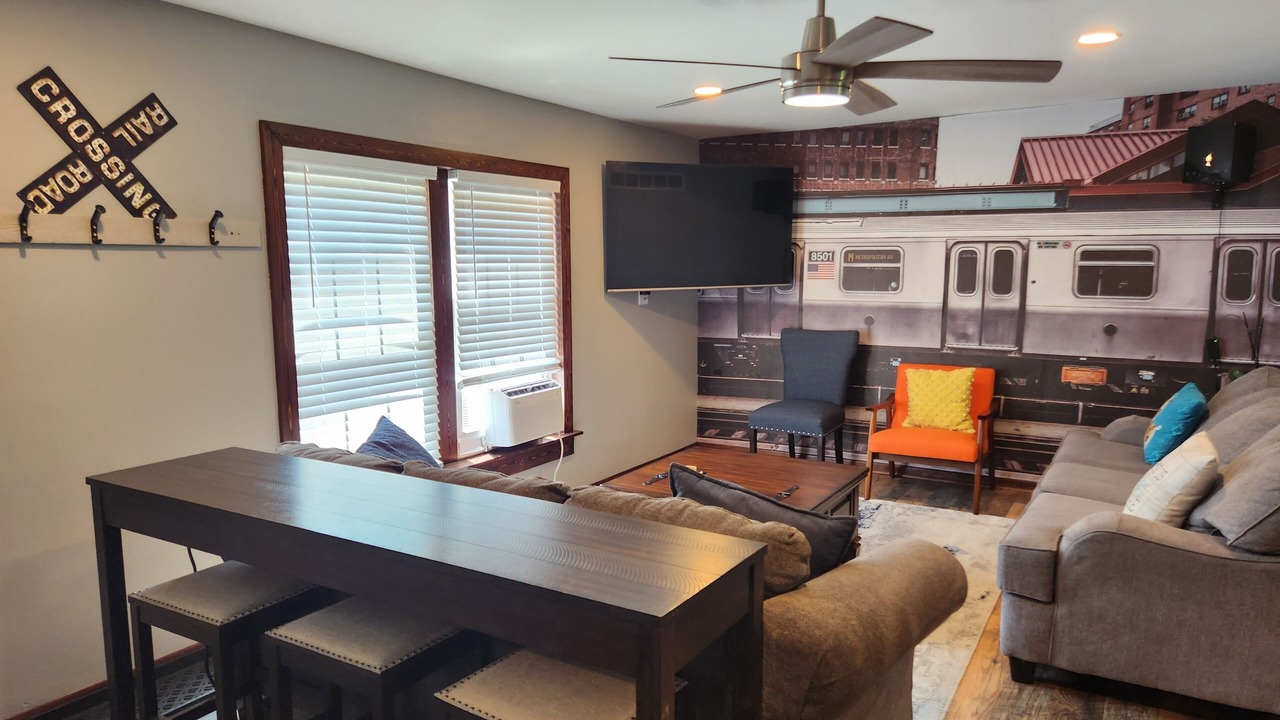 Photo of Livingroom in Youngstown