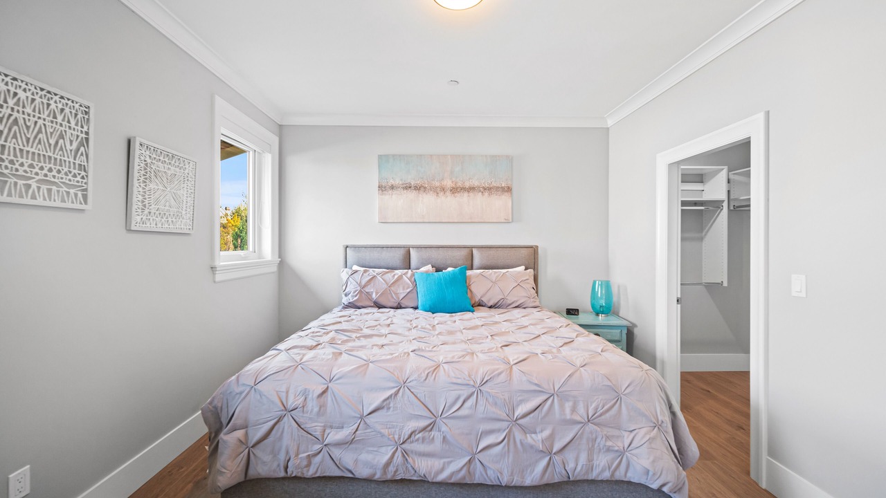 Photo of Bedroom in Langley