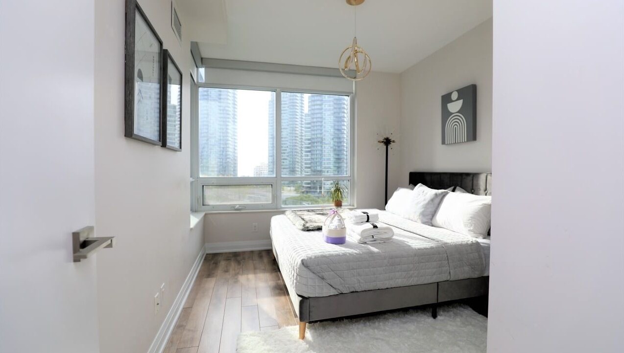 Photo of Bedroom in Humber Bay Shores