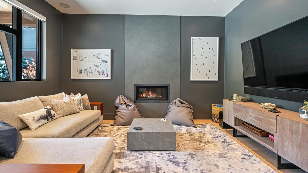 Photo of Livingroom in Whistler