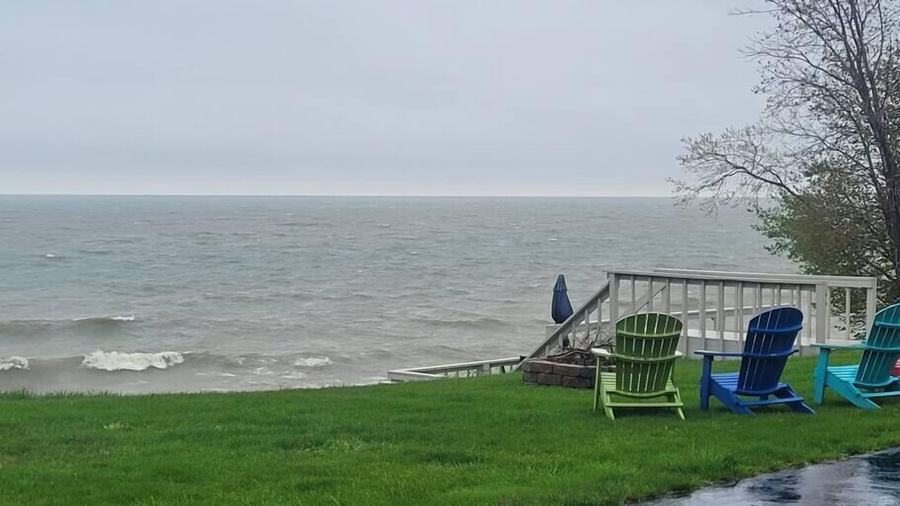 Photo of Others in Huron