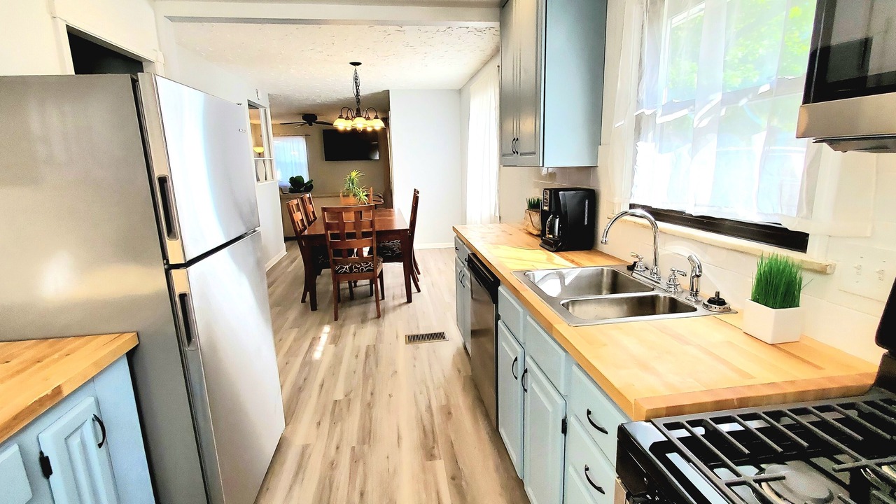 Photo of Kitchen in Euclid
