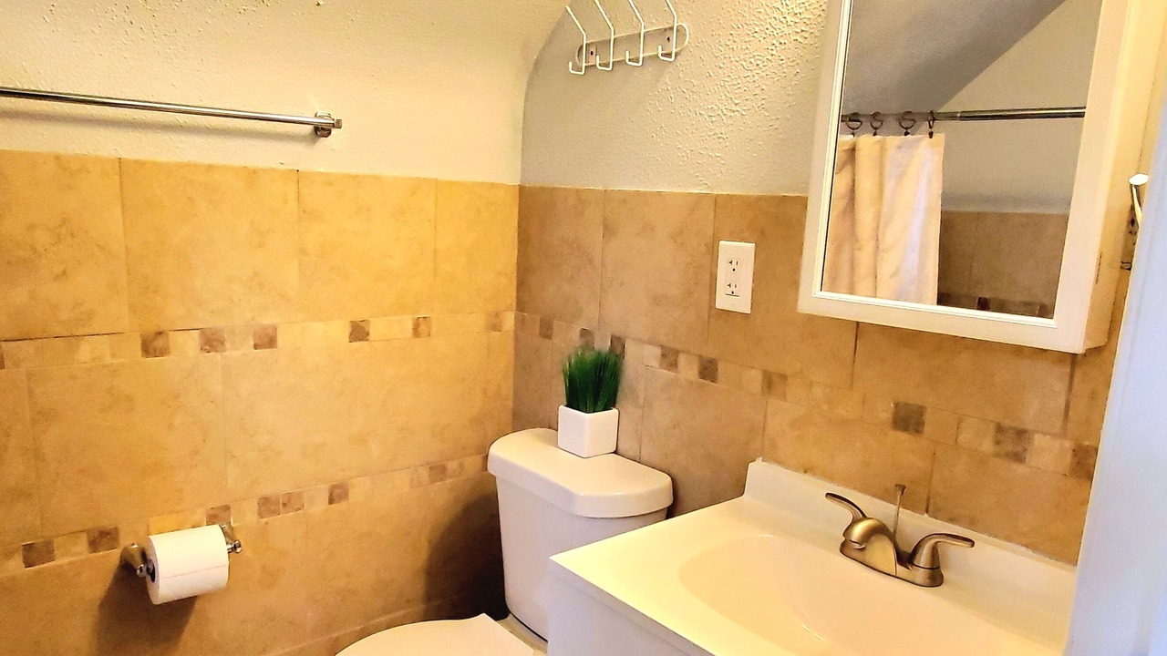 Photo of Bathroom in Euclid