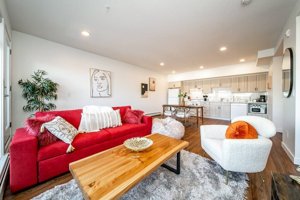 Photo of Livingroom in West Edmonton