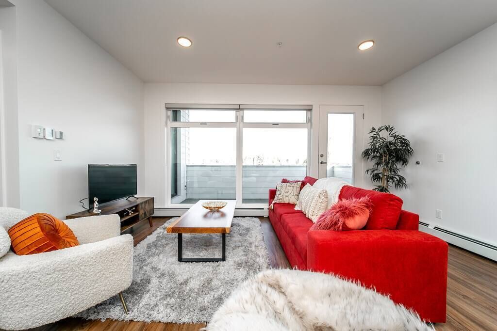 Photo of Livingroom in West Edmonton