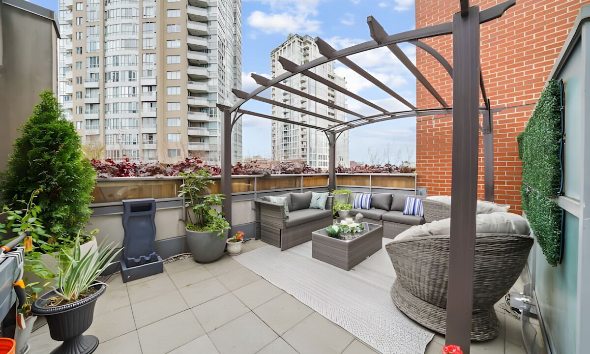 Photo of Patio Balcony in Gastown
