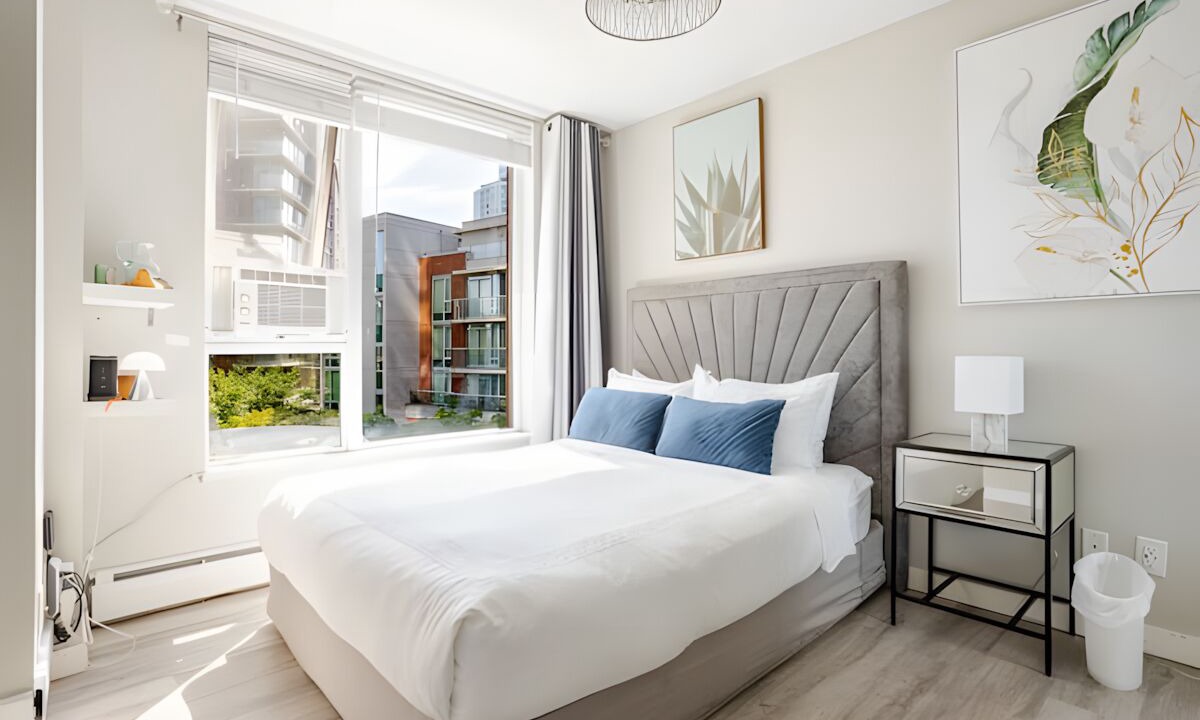 Photo of Bedroom in Gastown