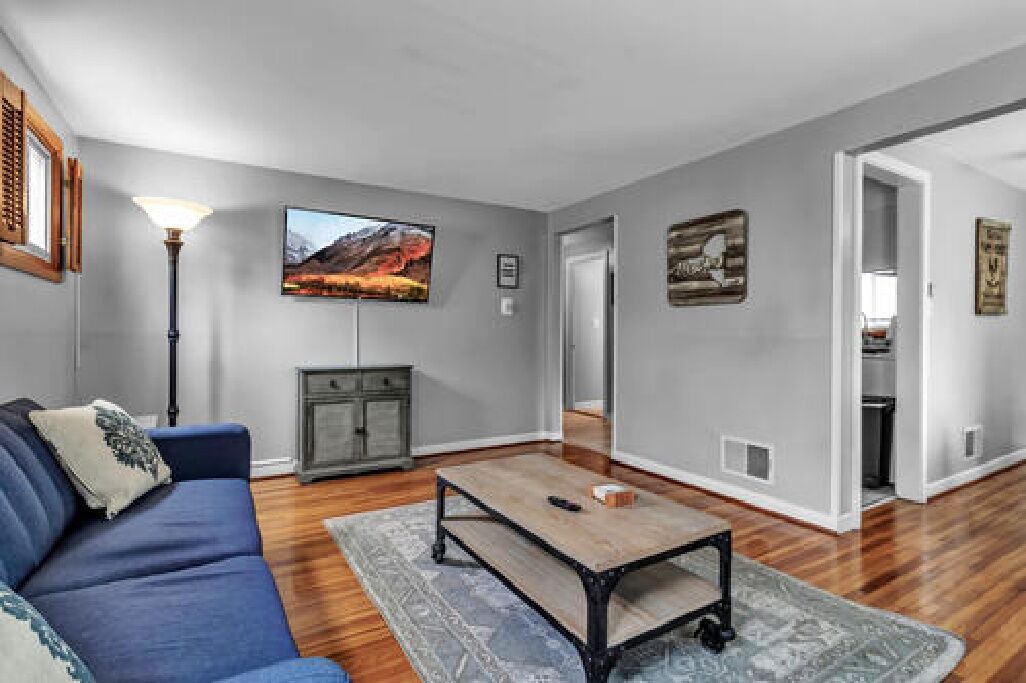 Photo of Livingroom in North Buffalo