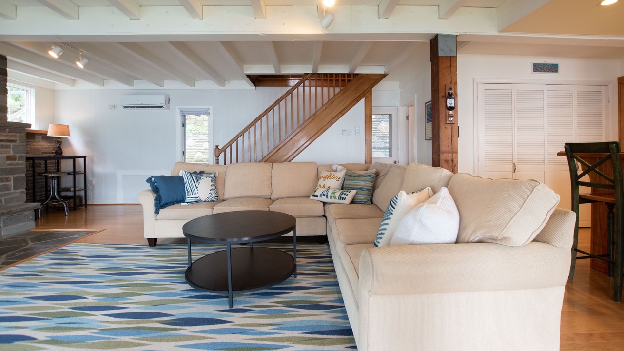 Photo of Livingroom in Town of Varick