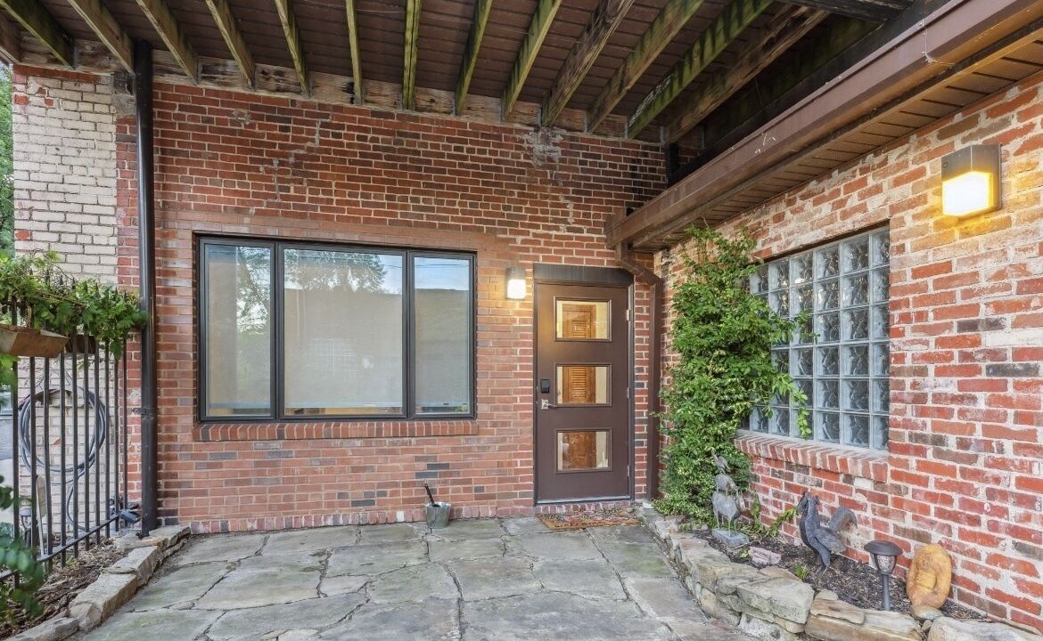 Photo of Outdoor in Detroit - Shoreway