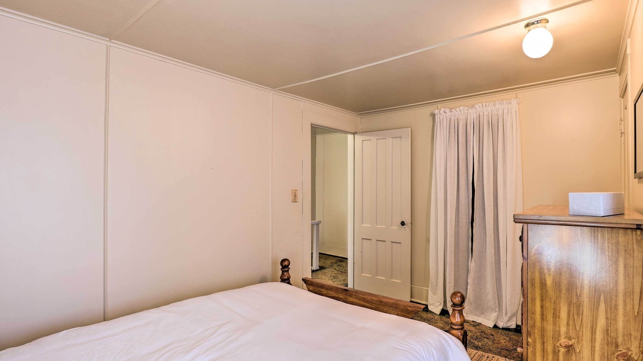 Photo of Bedroom in Sodus Point