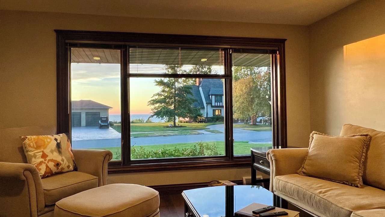 Photo of Livingroom in Erie