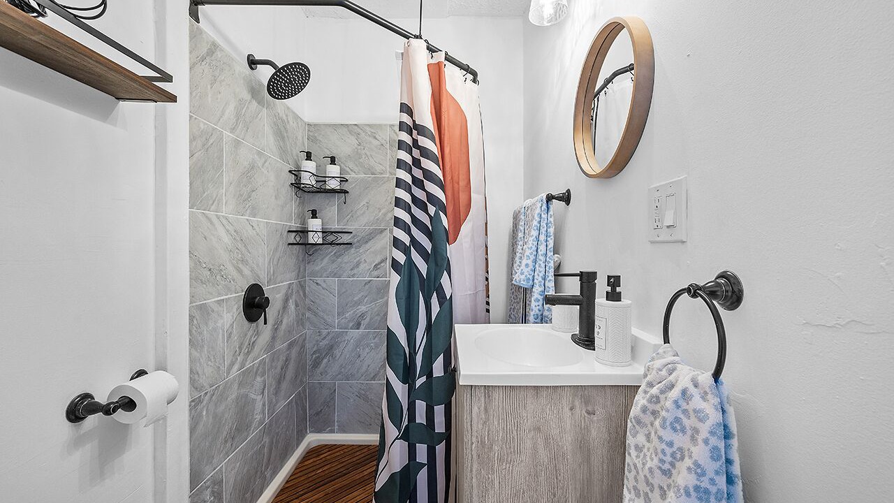 Photo of Bathroom in University Circle