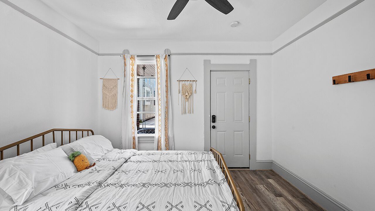 Photo of Bedroom in University Circle