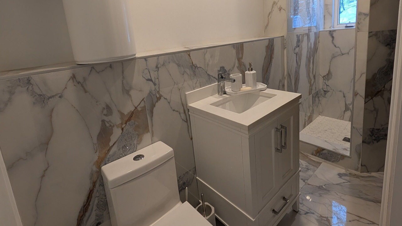 Photo of Bathroom in Wasaga Beach