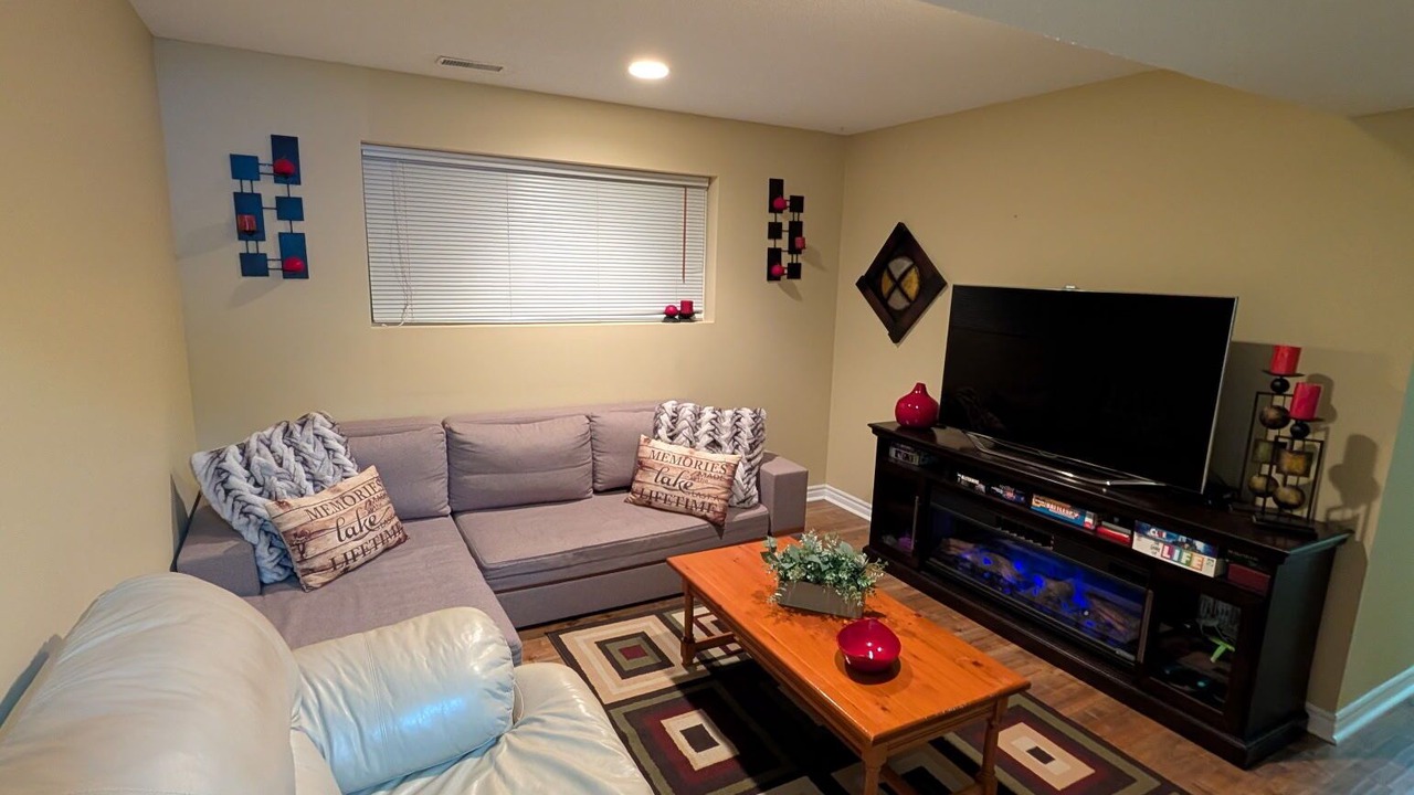 Photo of Livingroom in Wasaga Beach